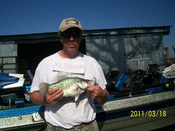 Name:  march 2011 crappie p[icture 002.jpg
Views: 517
Size:  43.8 KB