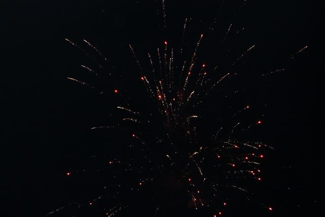 Name:  Fireworks 1.jpg
Views: 299
Size:  14.1 KB