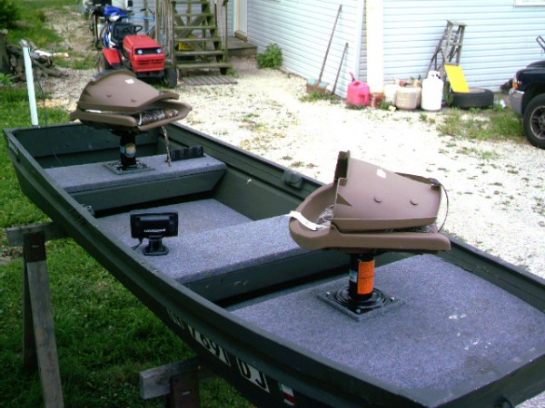 Jon Boat Seat Mount Ideas That You Can Install Fit Easily