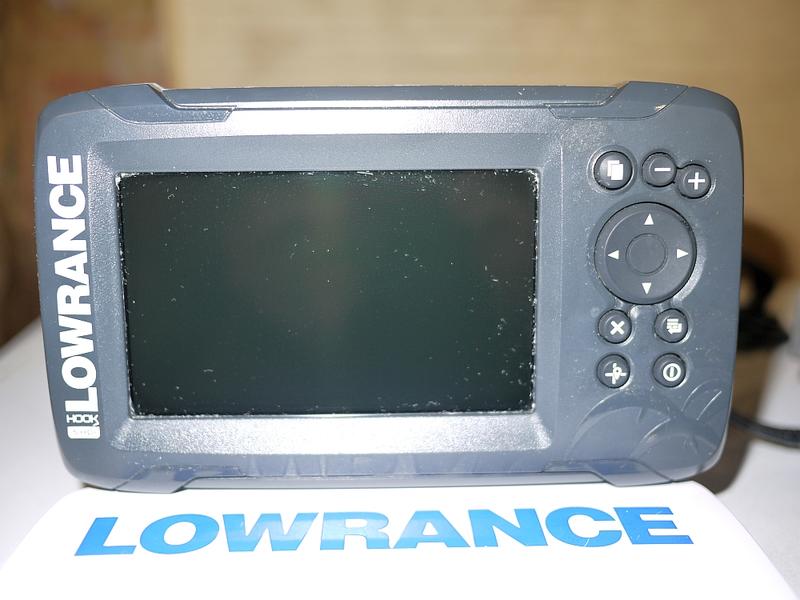 Lowrance Hook2 - 5 HDI Splitshot fishfinder/sonar/gps with extras