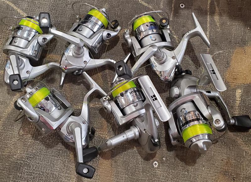 Several Spinning reels for sale
